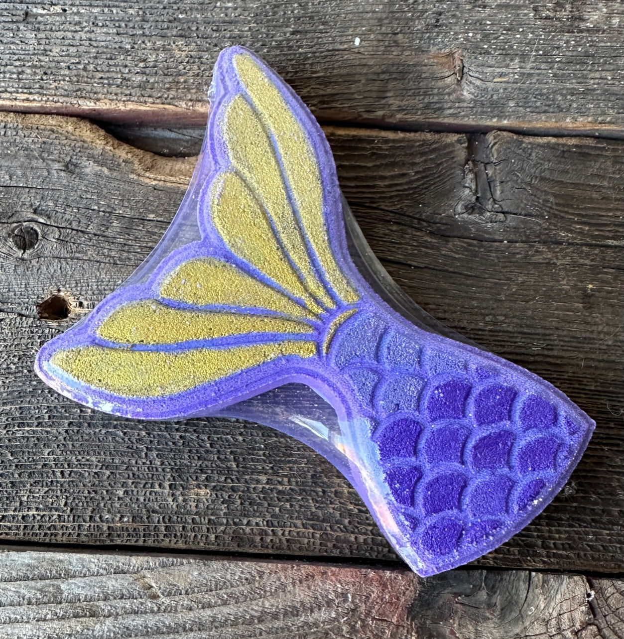 Mermaid Tail Foaming Bath Bomb