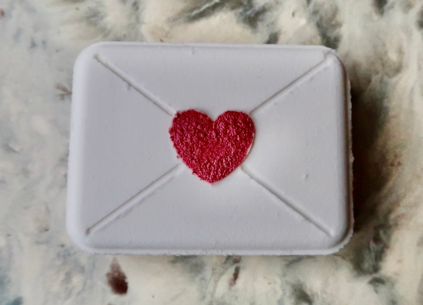 Love Letter Foaming Bath Bomb